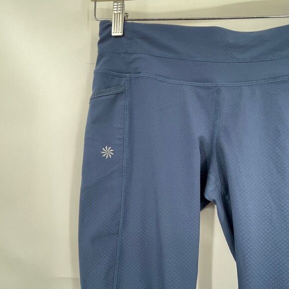 Athleta Dark Teal Blue Dobby Be Free Knicker Capri Leggings Size Small - Picture 2 of 5